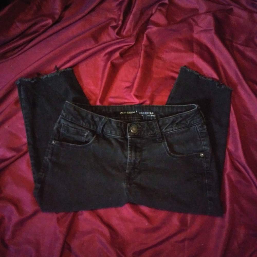 Cut black shorts